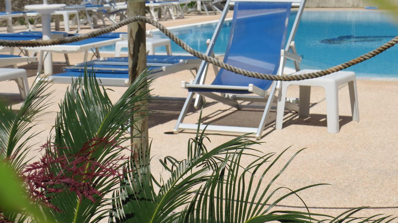 Hotel Villa Claudia Torbole Sul Garda Luaran gambar